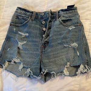 Abercrombie ultra high rise mom short